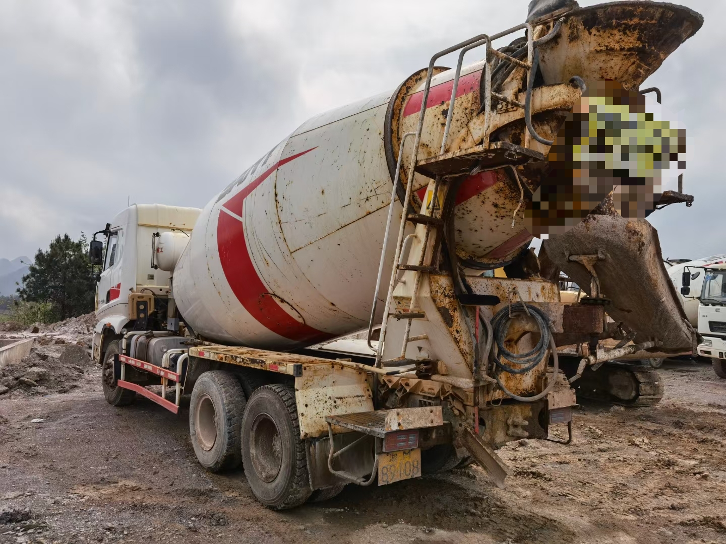 https://images.tongzsf.com/tong/truck_machine/20210325/1605c2b6b8830b.jpg