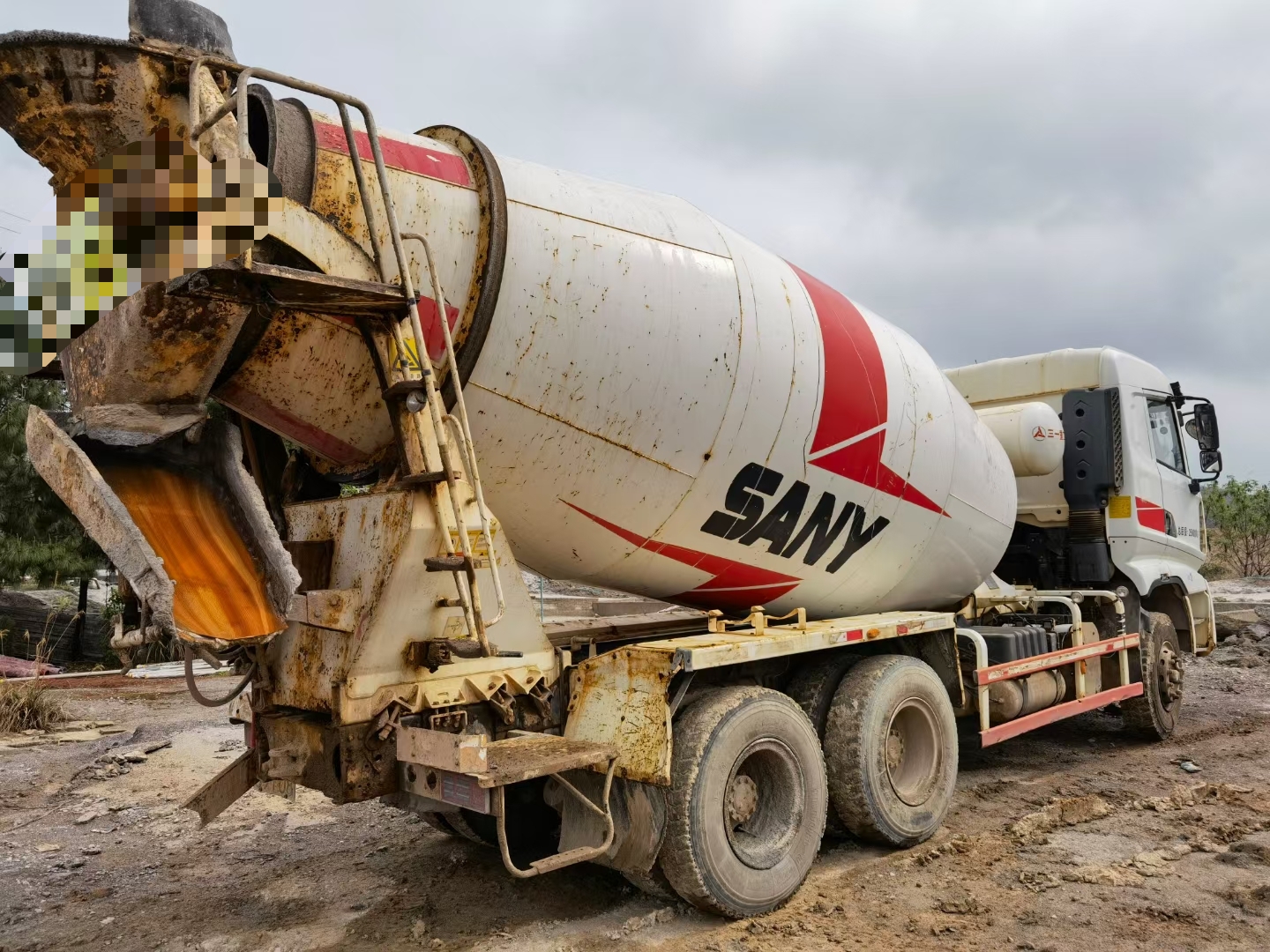 https://images.tongzsf.com/tong/truck_machine/20210325/1605c2b6bb0bf9.jpg