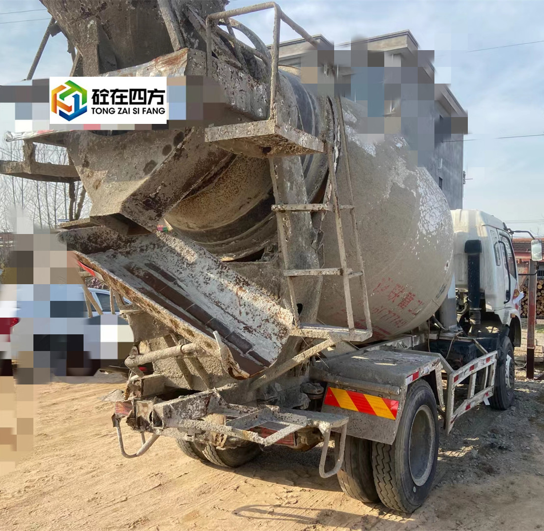 https://images.tongzsf.com/tong/truck_machine/20210325/1605c531d4fb39.jpg