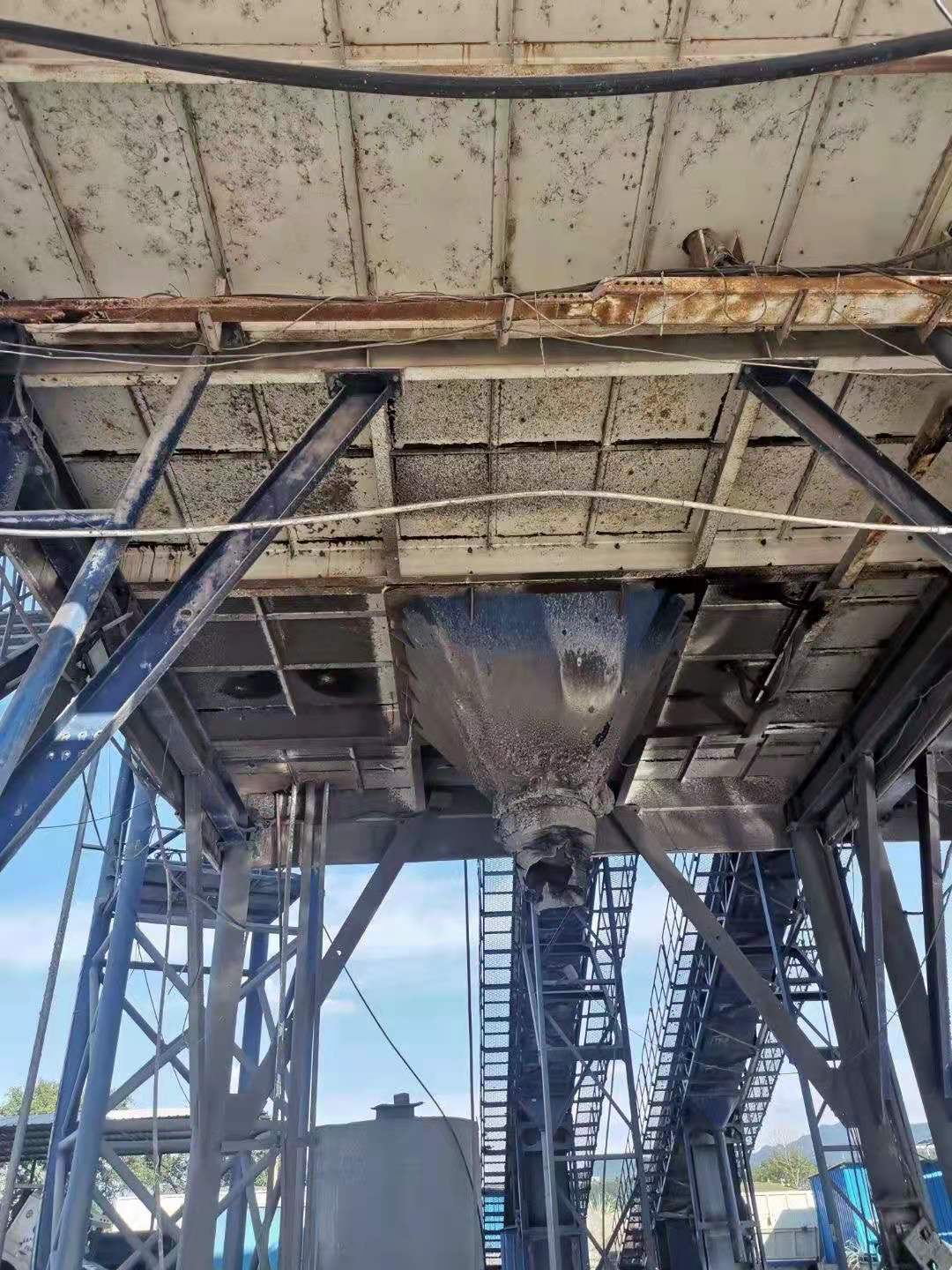 https://images.tongzsf.com/tong/truck_machine/20210326/1605d833a91534.jpg