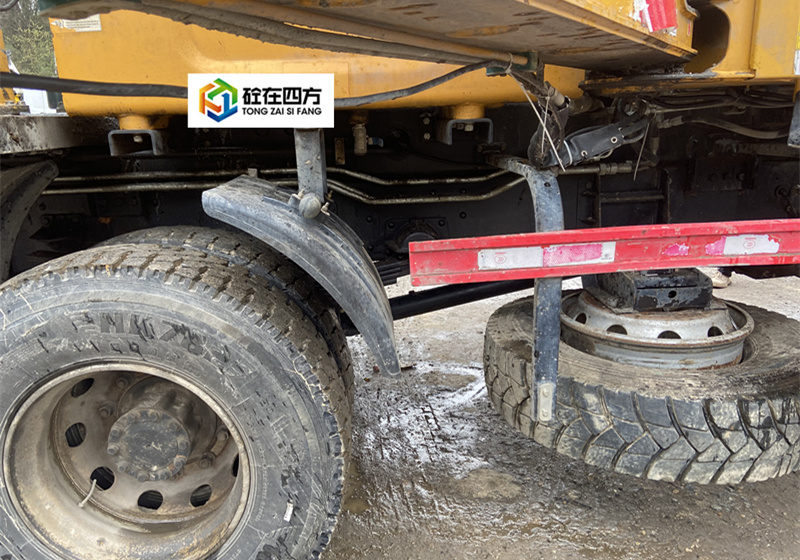 https://images.tongzsf.com/tong/truck_machine/20210326/1605d85e14077a.jpg