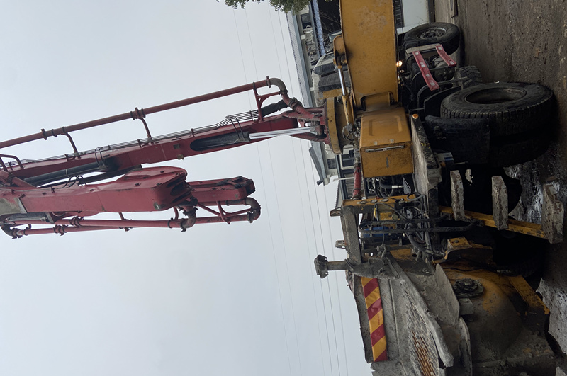 https://images.tongzsf.com/tong/truck_machine/20210326/1605d85e7666bc.jpg