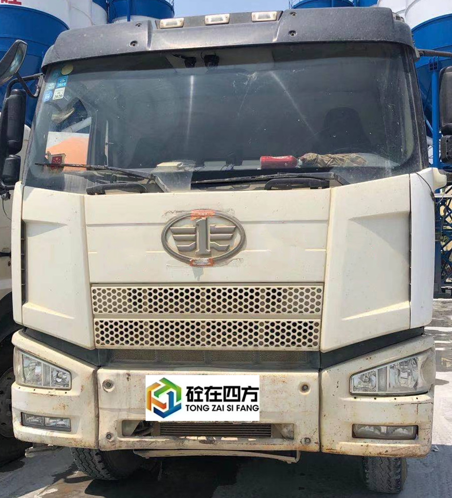 https://images.tongzsf.com/tong/truck_machine/20210326/1605d8e7c9550a.jpg