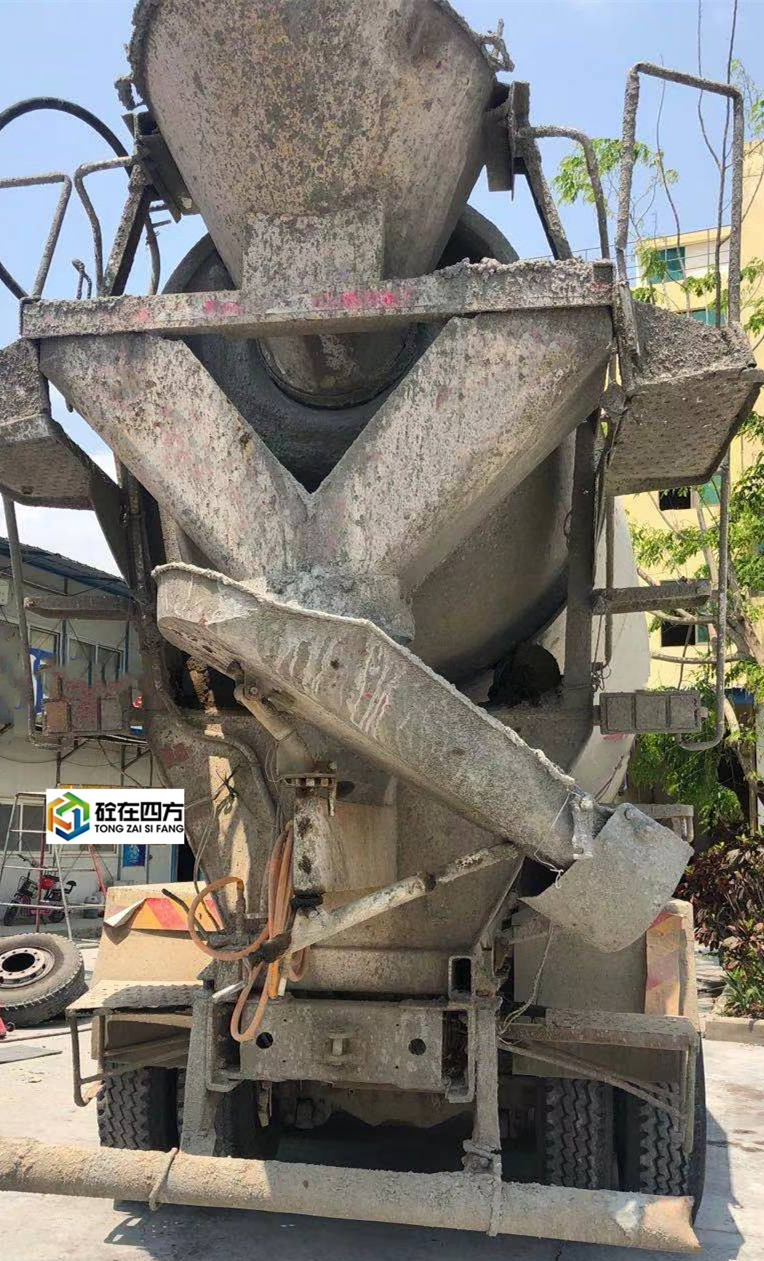 https://images.tongzsf.com/tong/truck_machine/20210326/1605d8e7d297ee.jpg