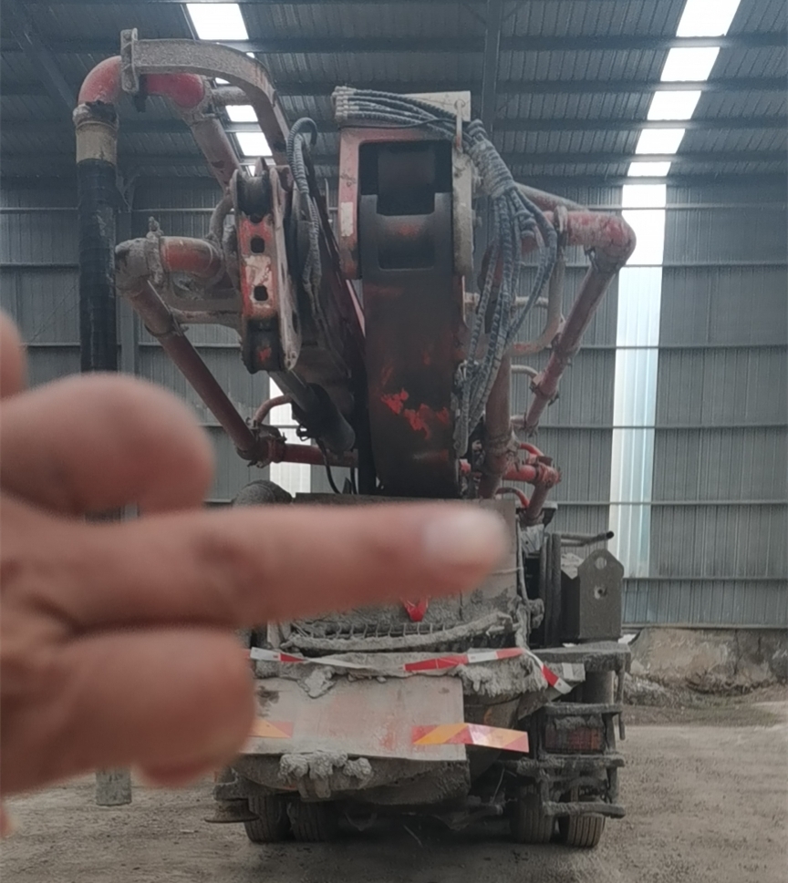https://images.tongzsf.com/tong/truck_machine/20210330/160627d54b810a.jpg