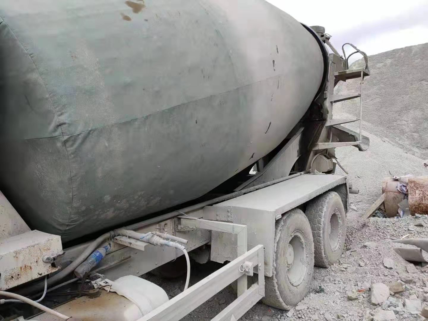 https://images.tongzsf.com/tong/truck_machine/20210330/160629182a04ce.jpg