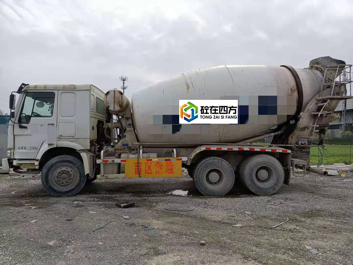 https://images.tongzsf.com/tong/truck_machine/20210330/16062d4a7c3bff.jpg