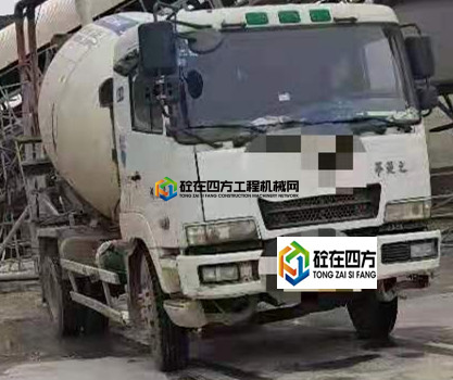 https://images.tongzsf.com/tong/truck_machine/20210331/16063f3fe3b0fd.jpg