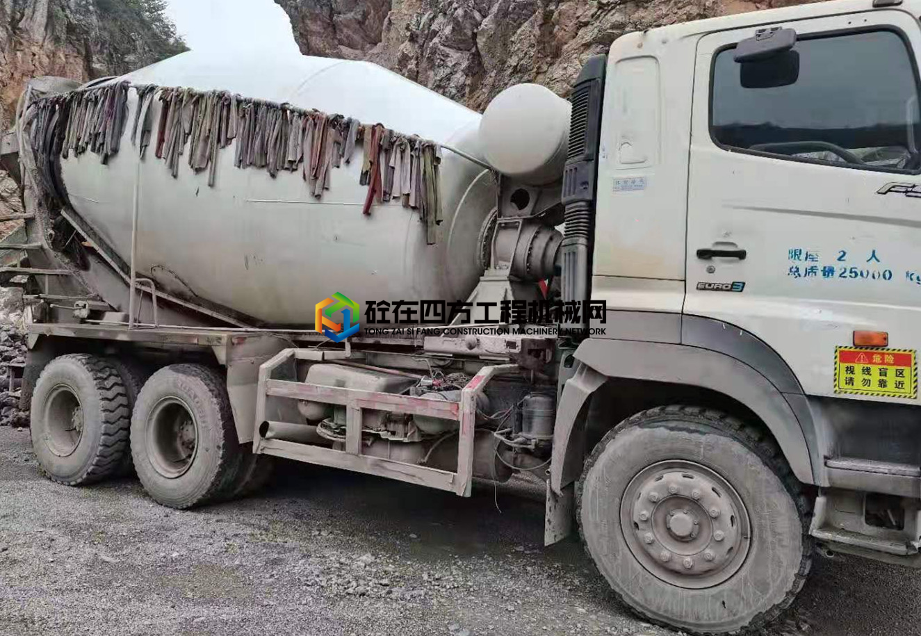 https://images.tongzsf.com/tong/truck_machine/20210401/160652a071dd2d.jpg