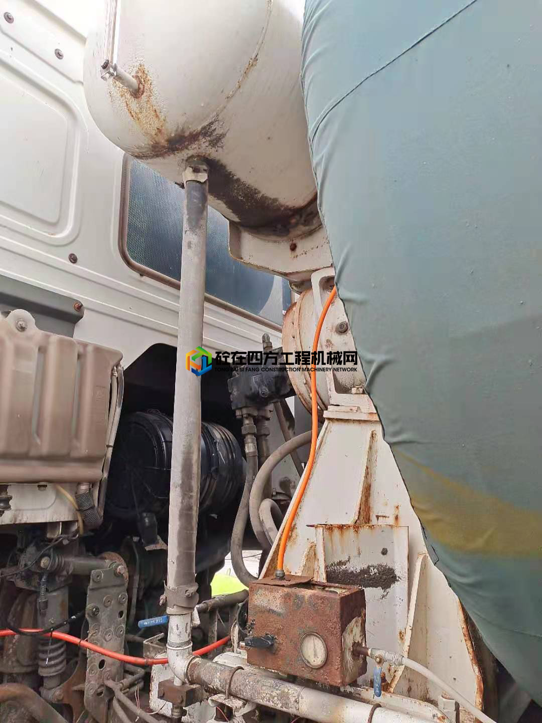 https://images.tongzsf.com/tong/truck_machine/20210401/160653ead8d639.jpg