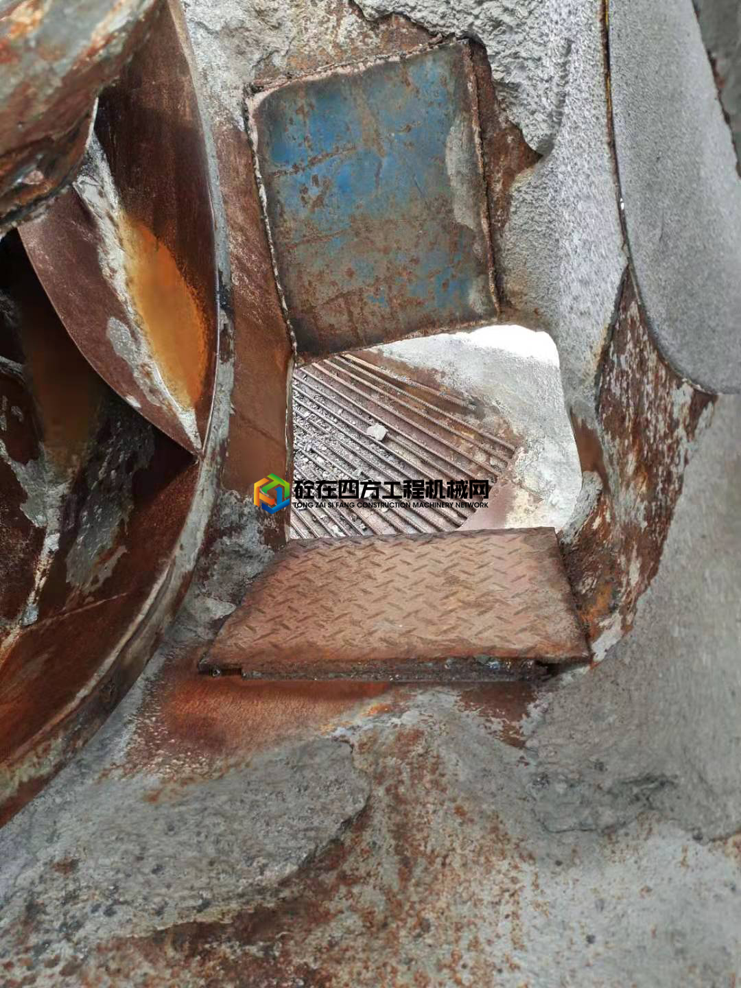 https://images.tongzsf.com/tong/truck_machine/20210401/160653eaf2c773.jpg