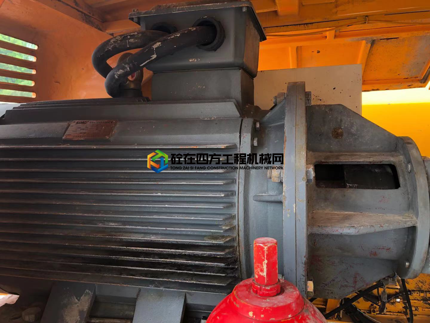 https://images.tongzsf.com/tong/truck_machine/20210401/160656c58d9b2d.jpg