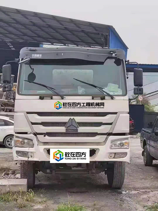 https://images.tongzsf.com/tong/truck_machine/20210401/16065756fc0d60.jpg