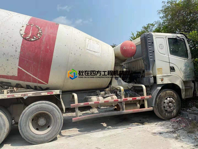 https://images.tongzsf.com/tong/truck_machine/20210401/16065960e2ae24.jpg