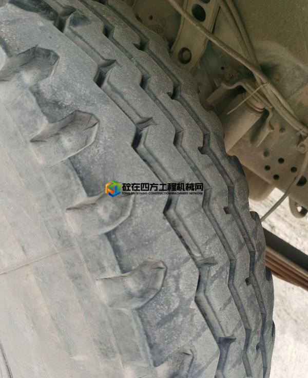 https://images.tongzsf.com/tong/truck_machine/20210402/160669157e0378.jpg