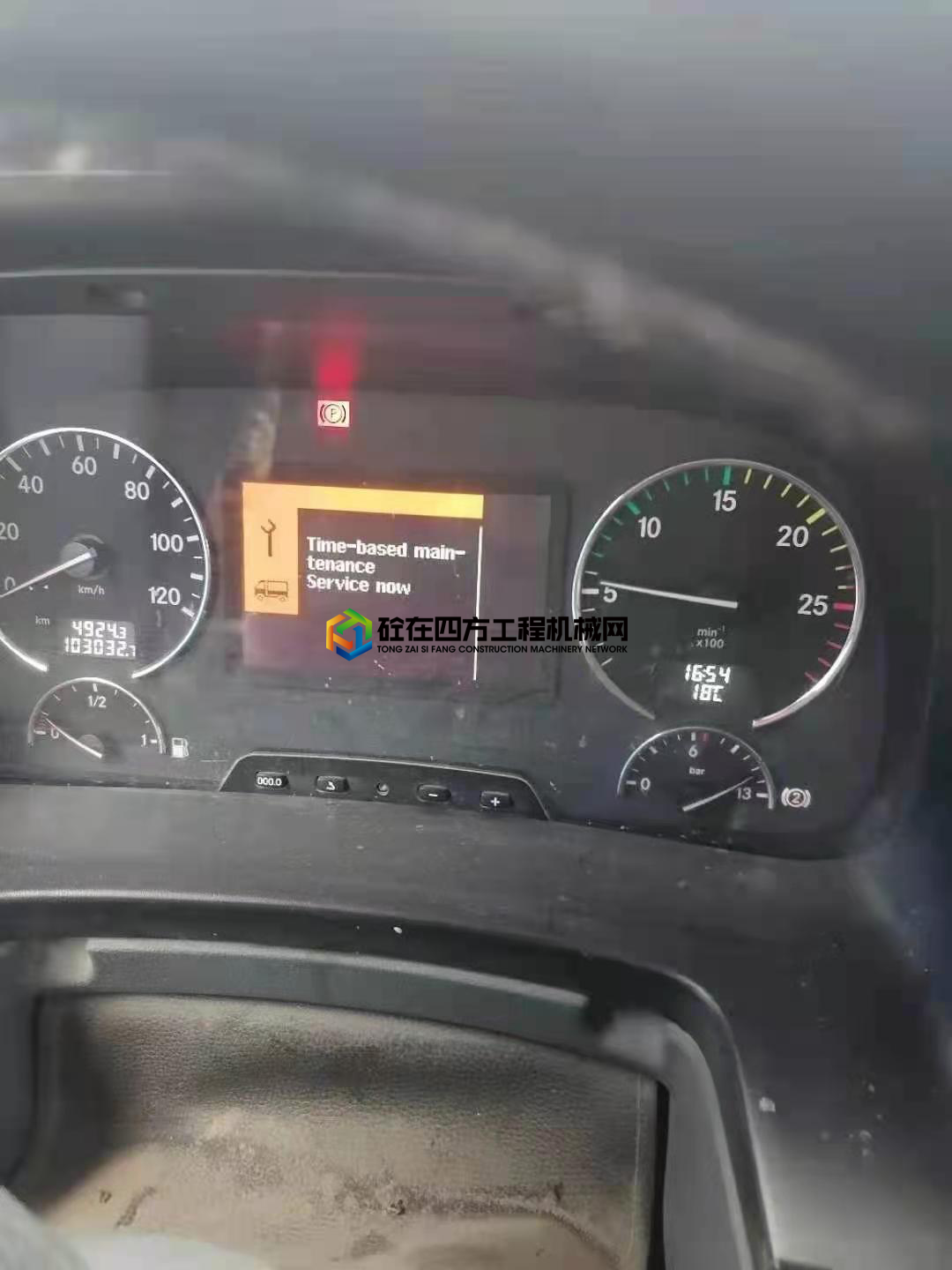 https://images.tongzsf.com/tong/truck_machine/20210402/16066b46727602.jpg