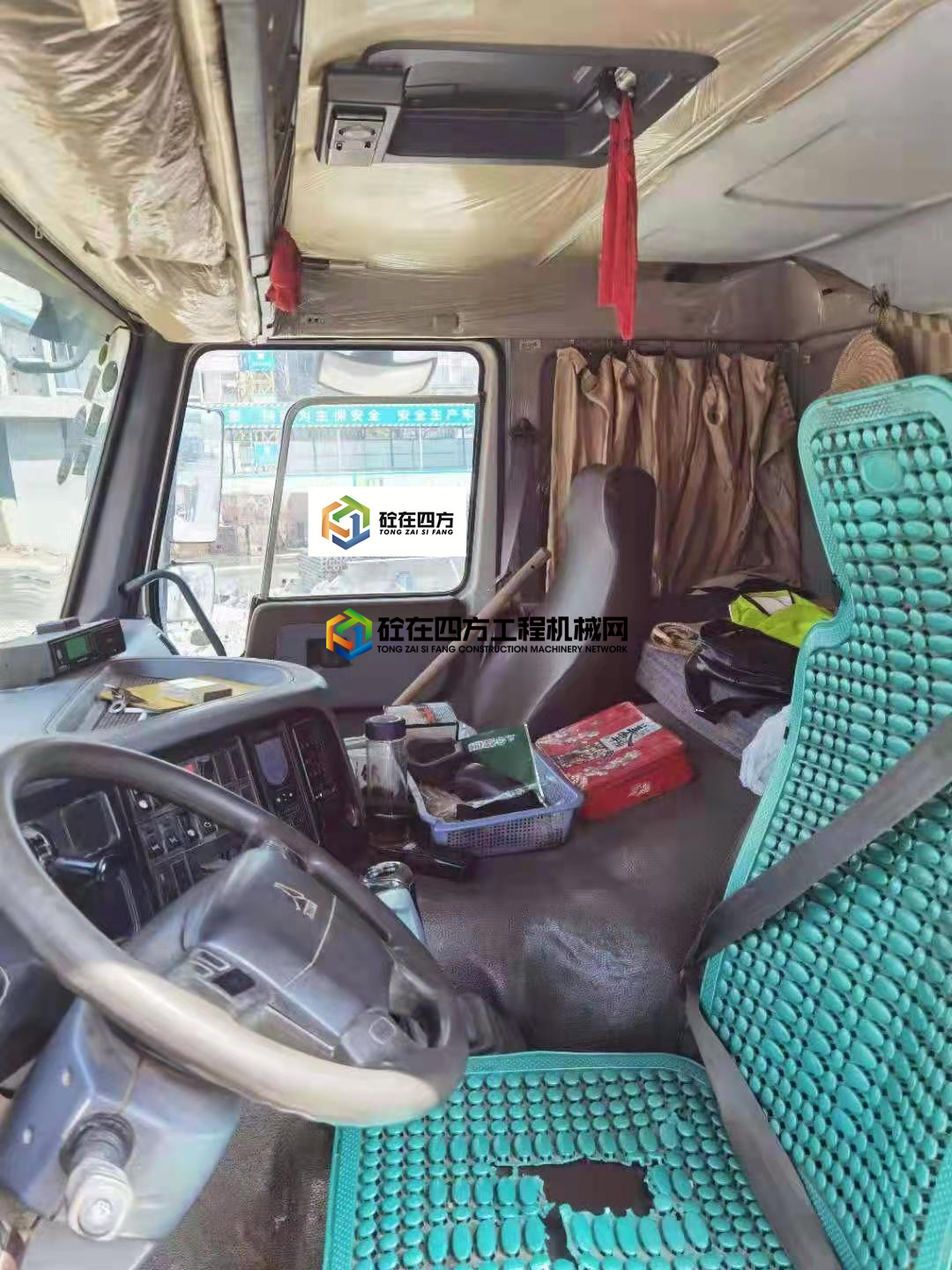 https://images.tongzsf.com/tong/truck_machine/20210402/16066cfb4cca54.jpg