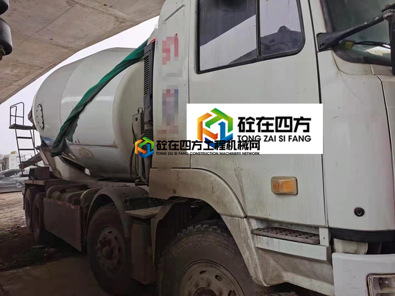 https://images.tongzsf.com/tong/truck_machine/20210402/16066e1a9a1ef1.jpg