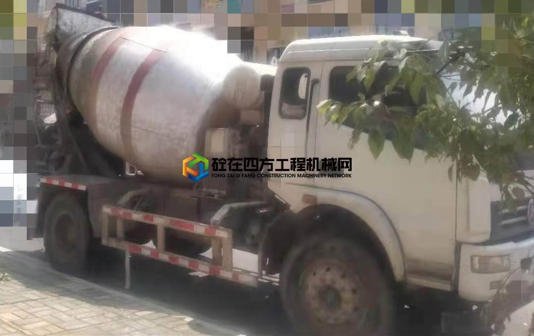 https://images.tongzsf.com/tong/truck_machine/20210406/1606bb884d7e5e.jpg