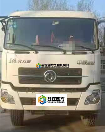 https://images.tongzsf.com/tong/truck_machine/20210406/1606bbb301d9b2.jpg