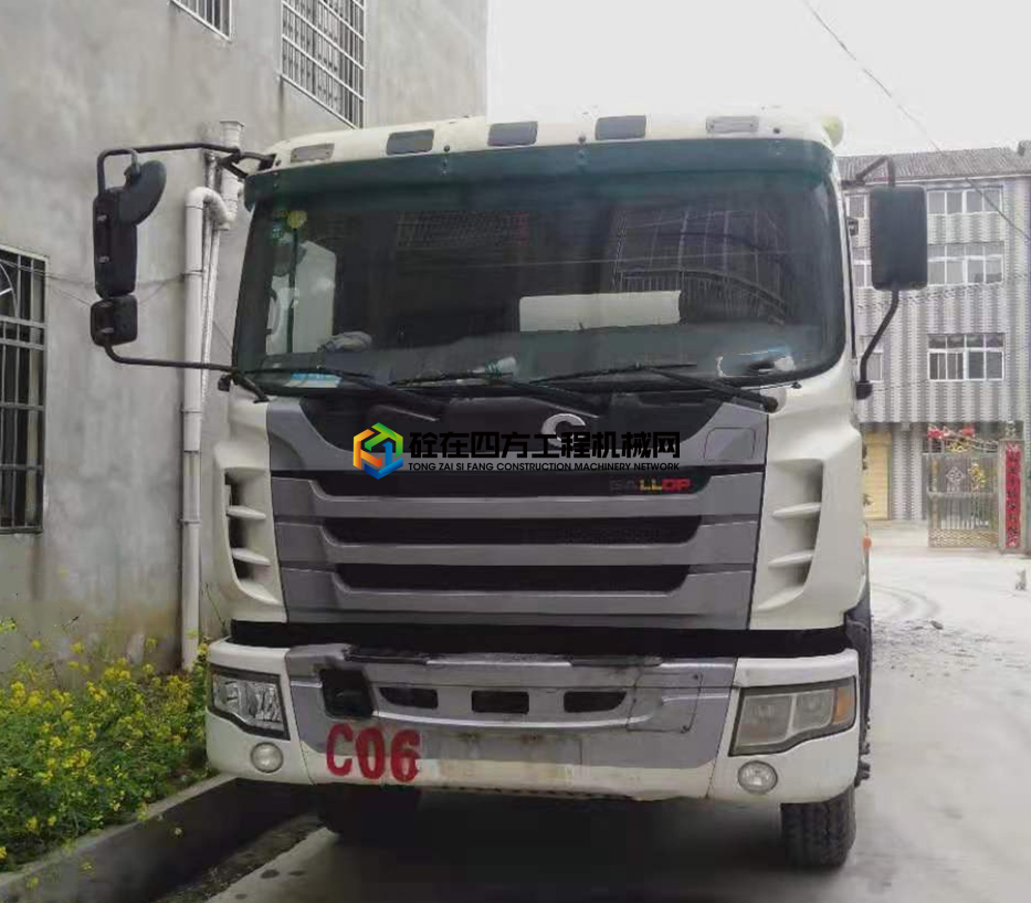 https://images.tongzsf.com/tong/truck_machine/20210406/1606bc5e29c3f6.jpg