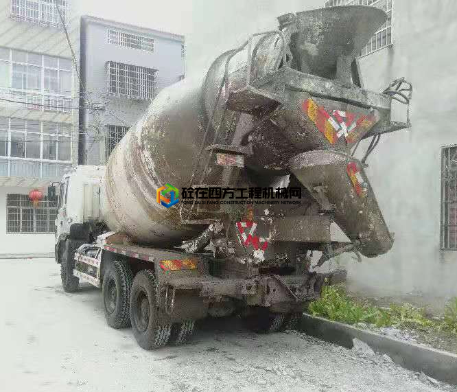 https://images.tongzsf.com/tong/truck_machine/20210406/1606bc5e3b1a4a.jpg