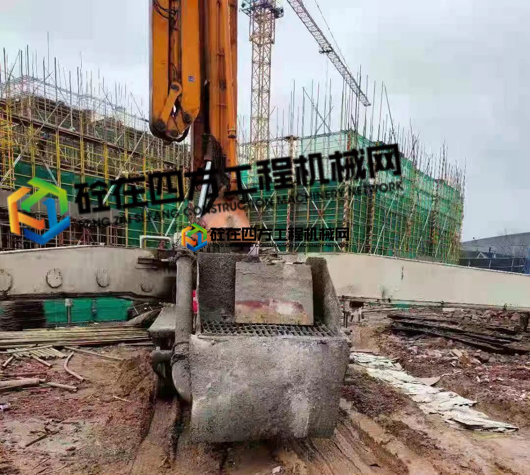 https://images.tongzsf.com/tong/truck_machine/20210406/1606c0dc6edca1.jpg