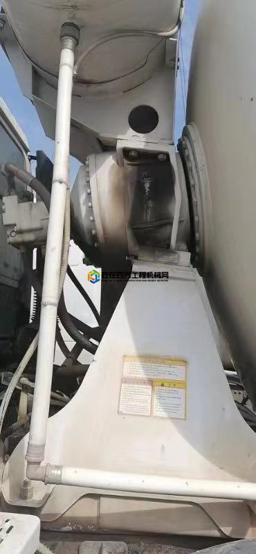 https://images.tongzsf.com/tong/truck_machine/20210406/1606c30b66b6a7.jpg