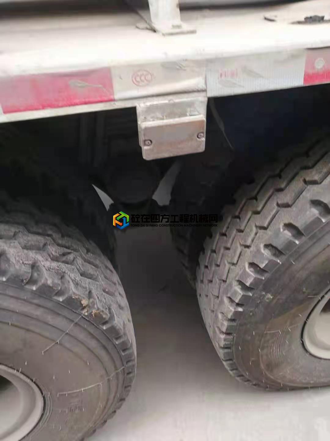 https://images.tongzsf.com/tong/truck_machine/20210407/1606d1dbfd0523.jpg