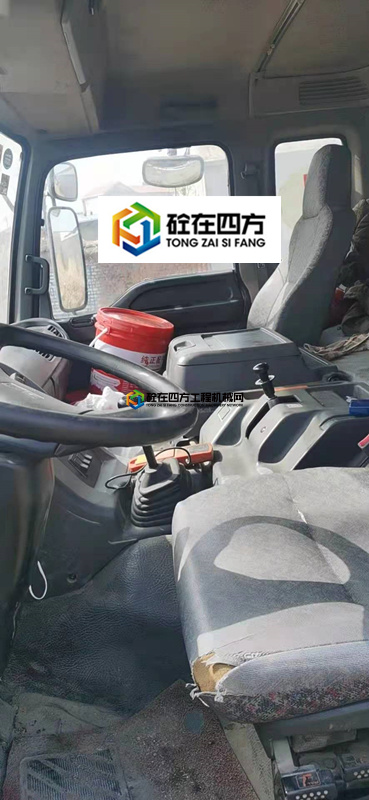https://images.tongzsf.com/tong/truck_machine/20210407/1606d302ee4ea2.jpg