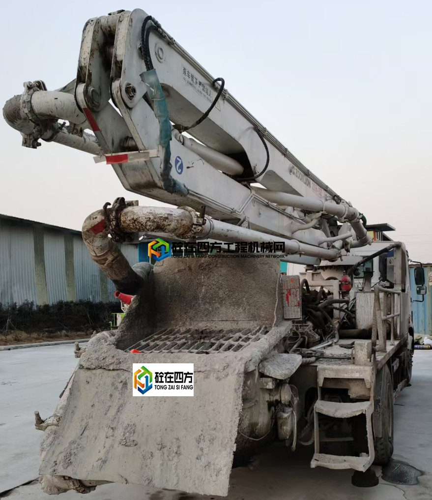 https://images.tongzsf.com/tong/truck_machine/20210408/1606e76fd55c36.jpg