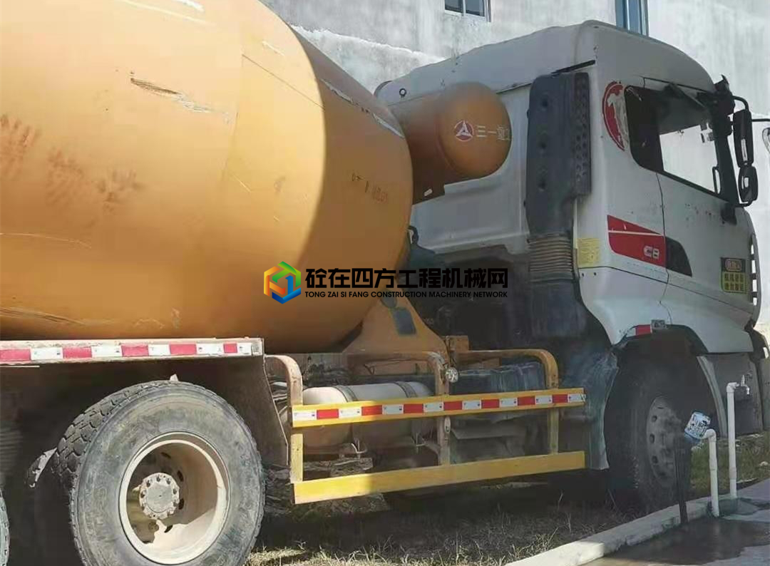 https://images.tongzsf.com/tong/truck_machine/20210408/1606ea4cf1ccf0.jpg