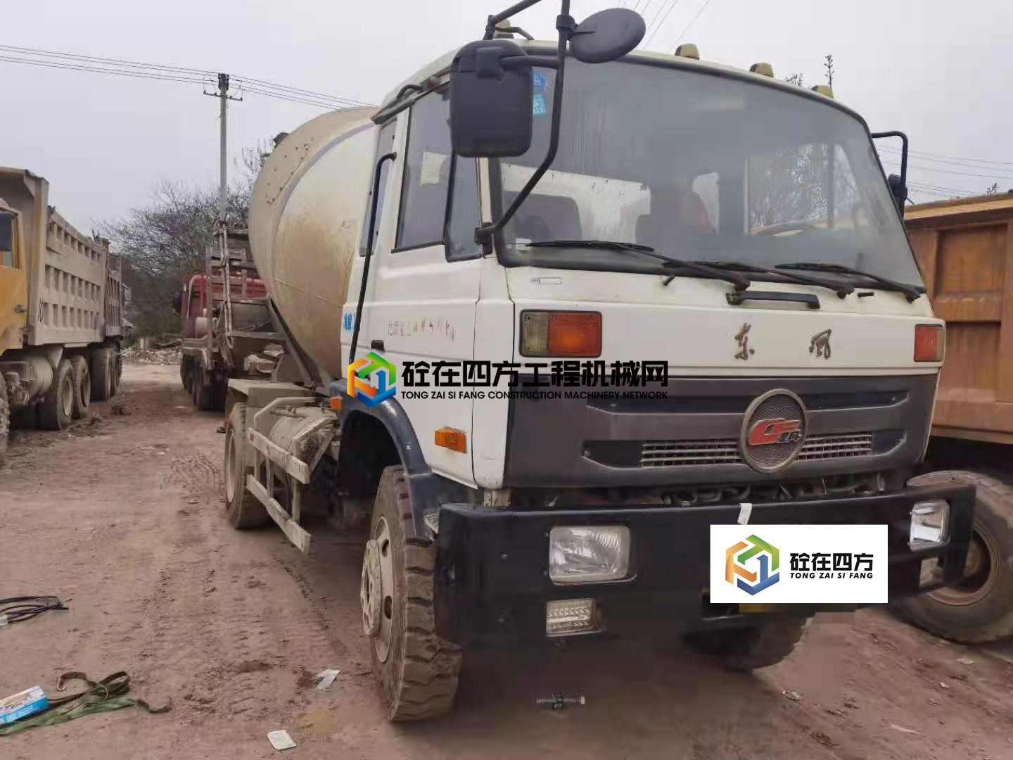 https://images.tongzsf.com/tong/truck_machine/20210409/1606fb9aea78b8.jpg
