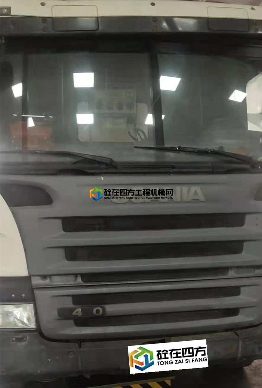 https://images.tongzsf.com/tong/truck_machine/20210409/1606fb9fab150f.jpg