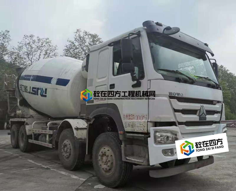 https://images.tongzsf.com/tong/truck_machine/20210409/1606fd0bc830d1.jpg
