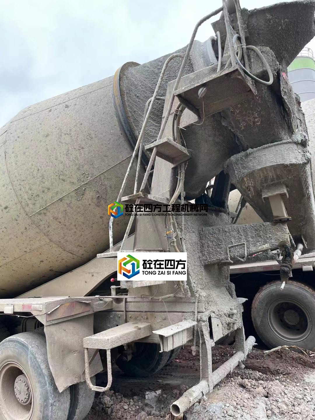 https://images.tongzsf.com/tong/truck_machine/20210410/160710de1427ee.jpg