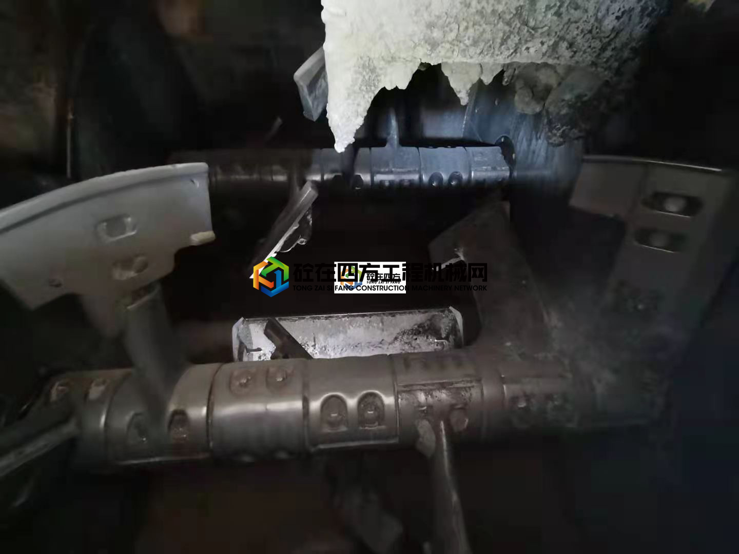 https://images.tongzsf.com/tong/truck_machine/20210410/160711ae4ba844.jpg