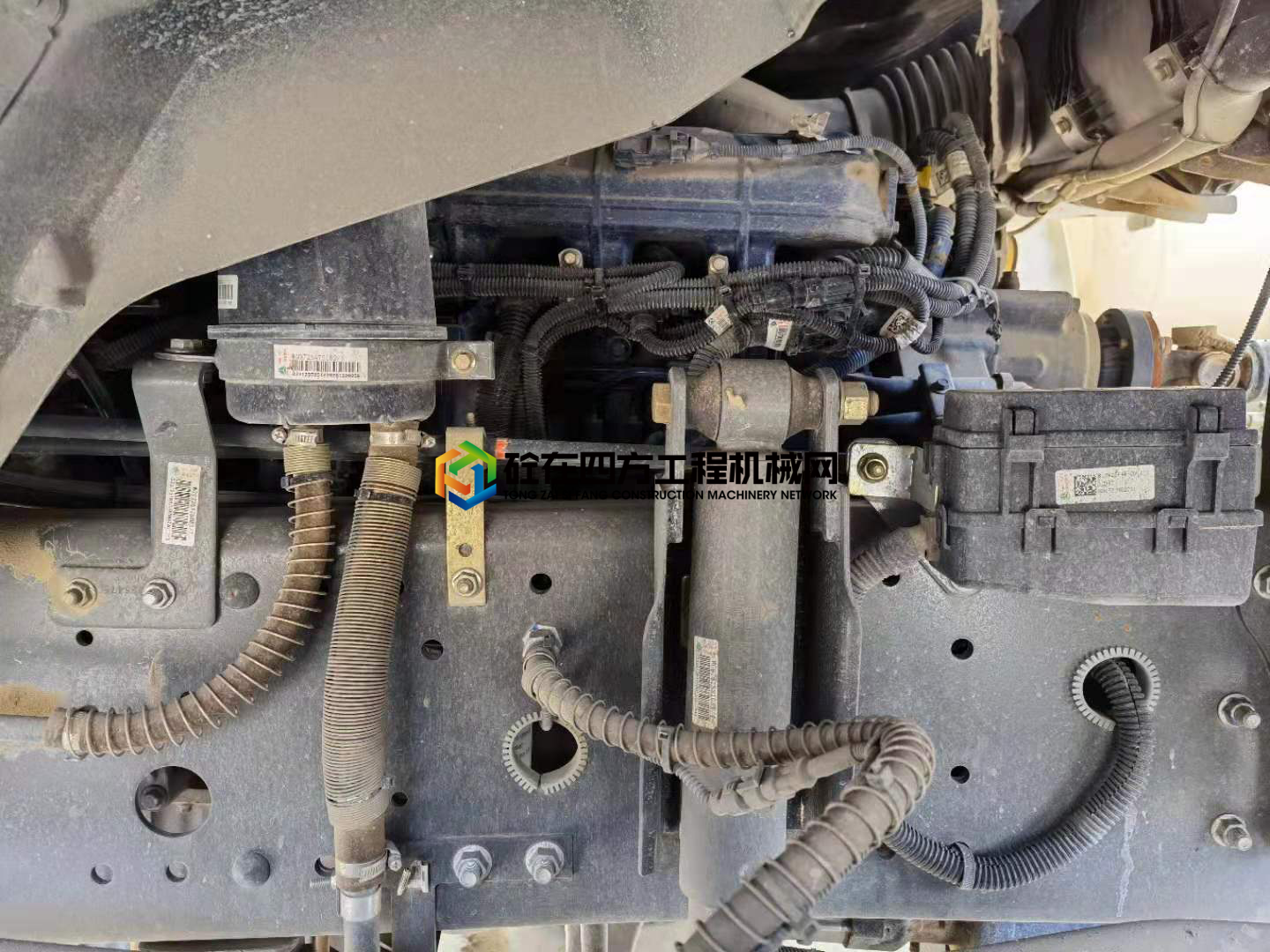 https://images.tongzsf.com/tong/truck_machine/20210410/1607158c20f092.jpg