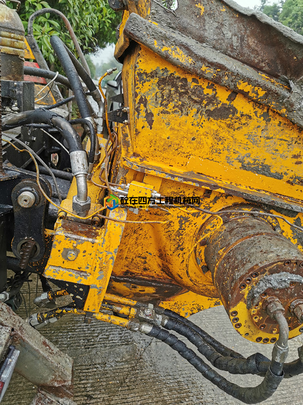 https://images.tongzsf.com/tong/truck_machine/20210412/16073faa5ccf37.jpg