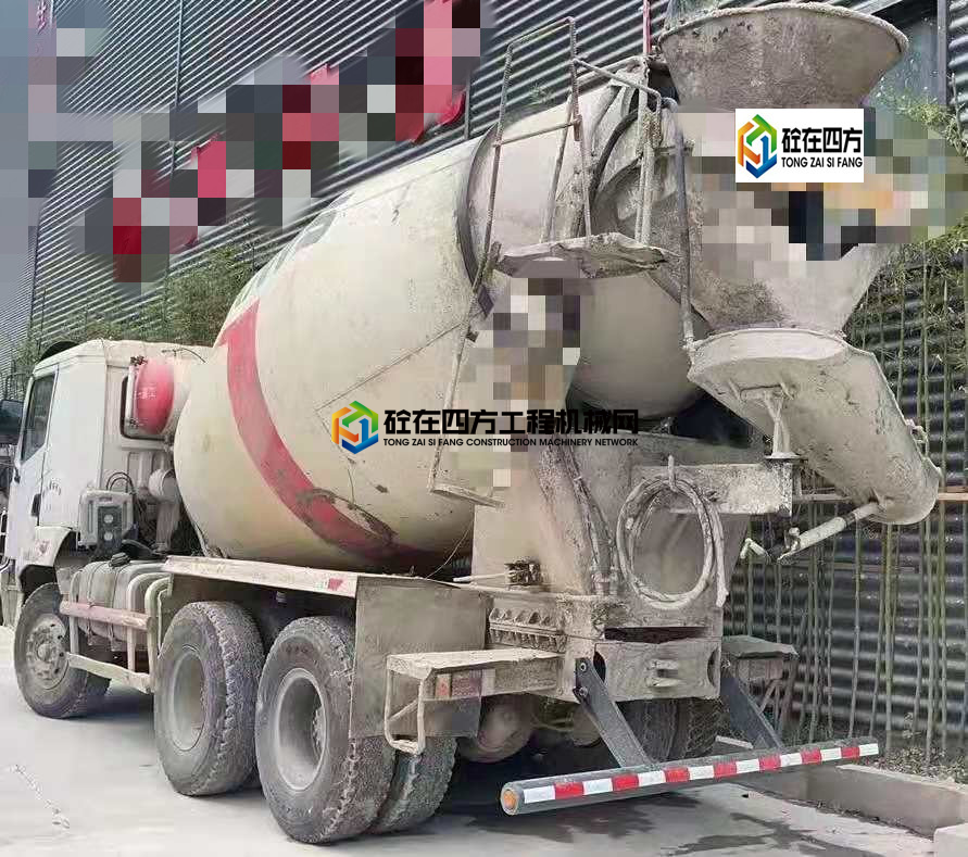 https://images.tongzsf.com/tong/truck_machine/20210413/1607564ab8fe94.jpg