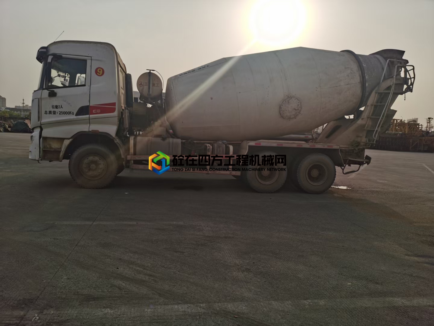 https://images.tongzsf.com/tong/truck_machine/20210414/160764c1a5053b.jpg