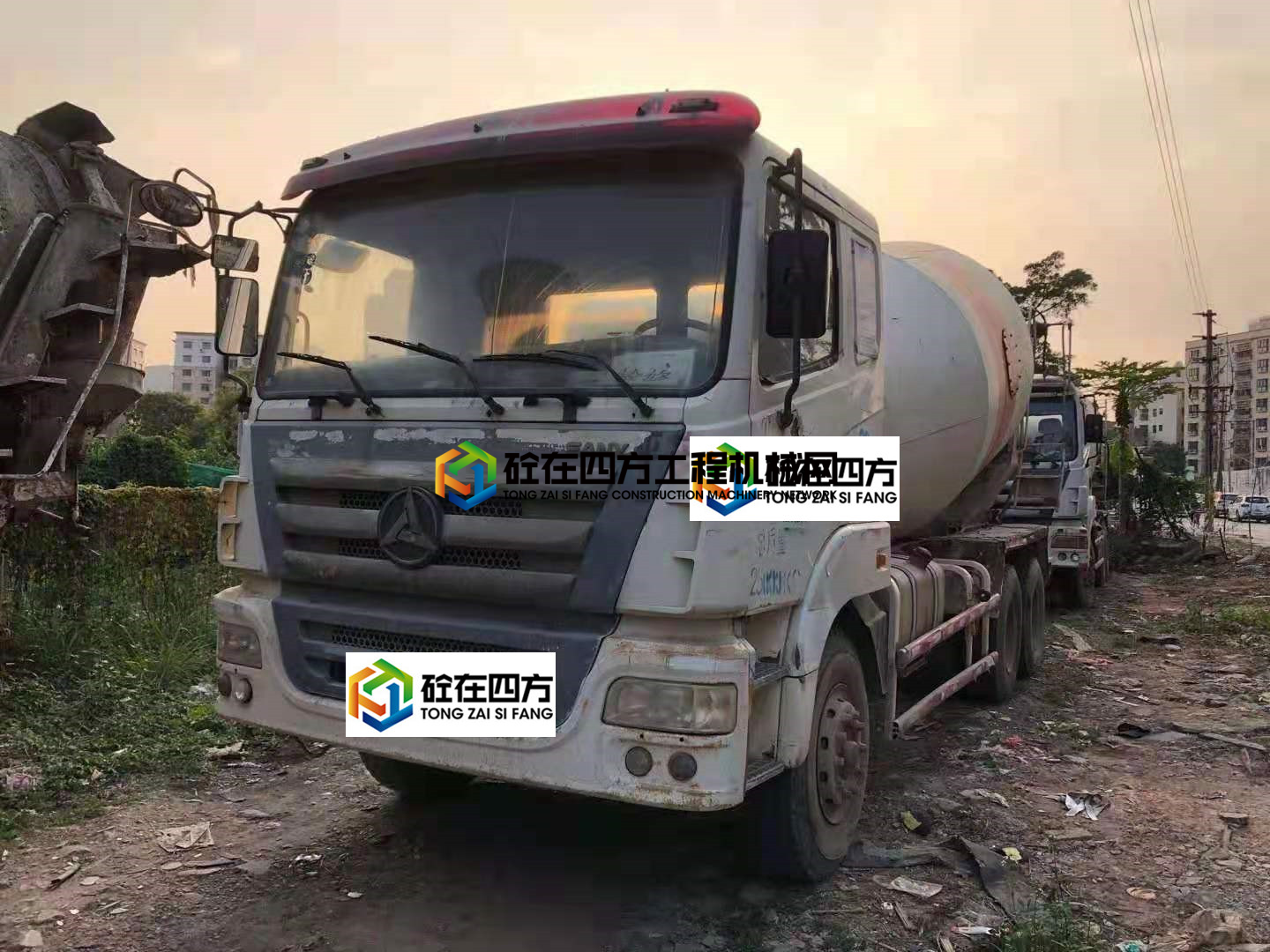 https://images.tongzsf.com/tong/truck_machine/20210414/1607682f02d7d4.jpg