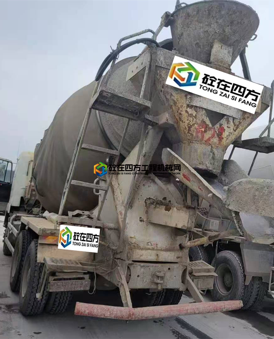 https://images.tongzsf.com/tong/truck_machine/20210414/16076b7bc893d8.jpg