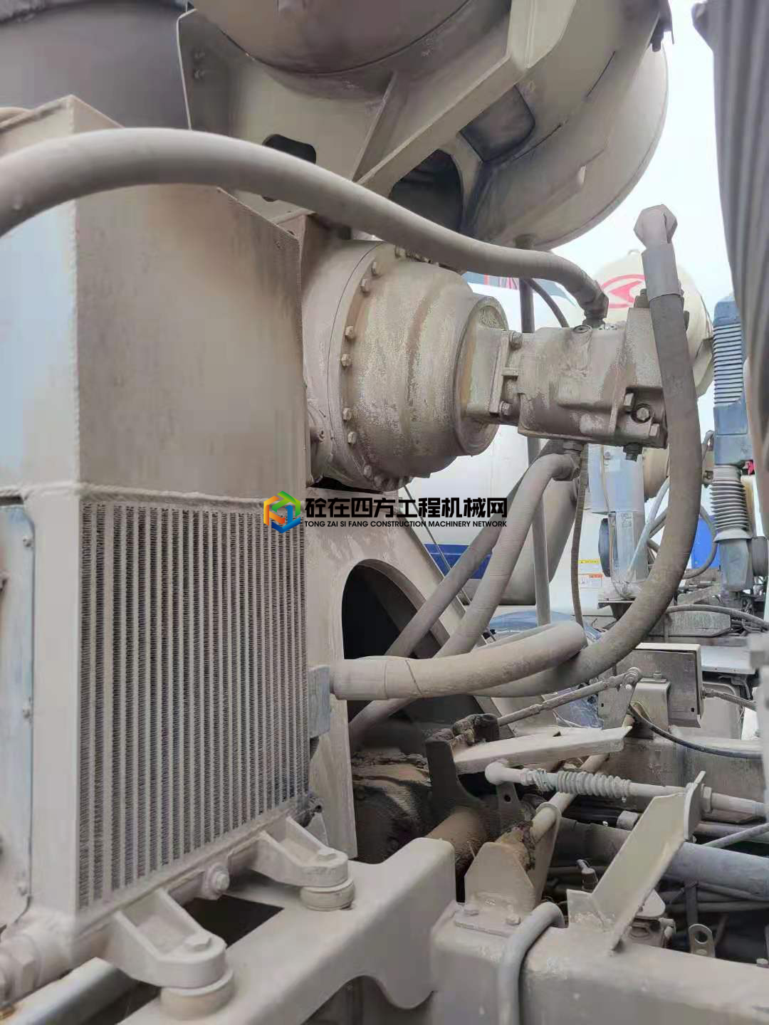 https://images.tongzsf.com/tong/truck_machine/20210414/16076b7c8cf293.jpg