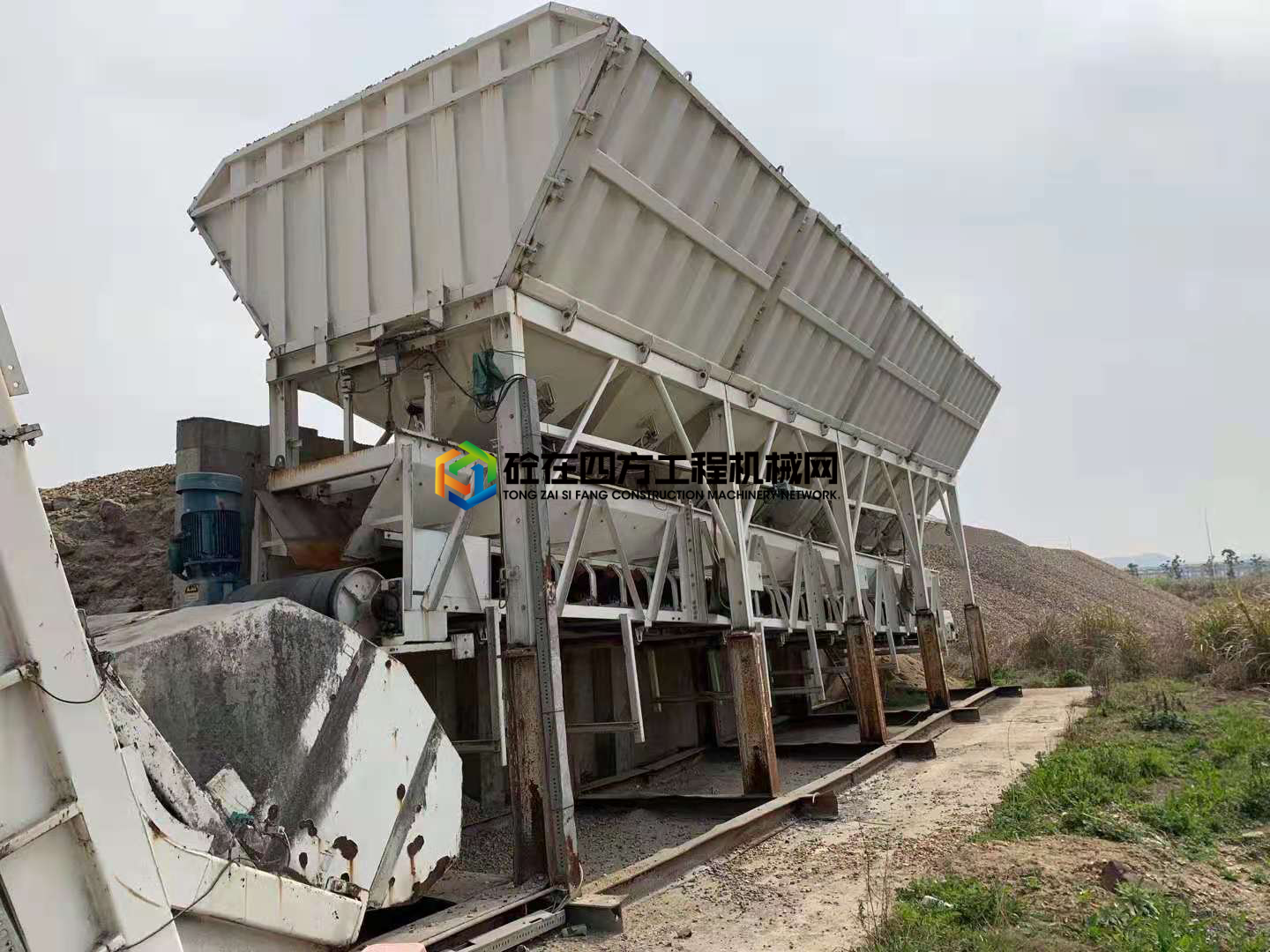 https://images.tongzsf.com/tong/truck_machine/20210415/1607790e8ccbcc.jpg