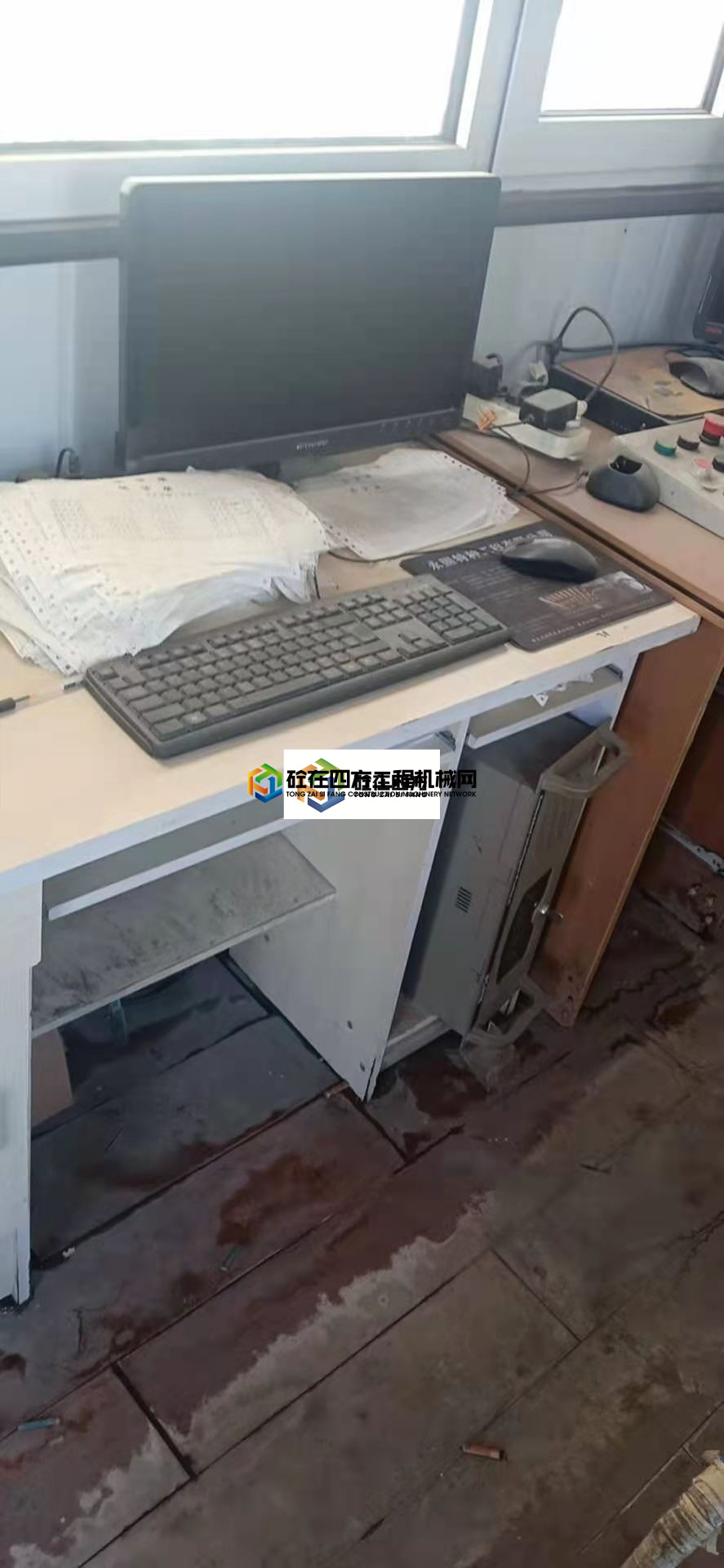 https://images.tongzsf.com/tong/truck_machine/20210415/16077b854a51c9.jpg