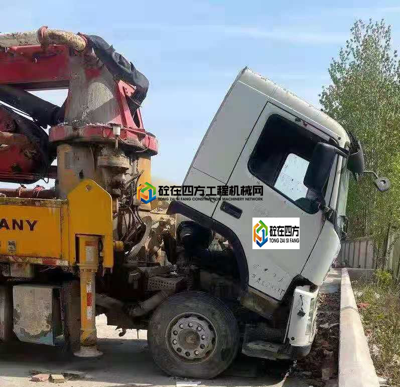https://images.tongzsf.com/tong/truck_machine/20210415/16077bb6fbe500.jpg