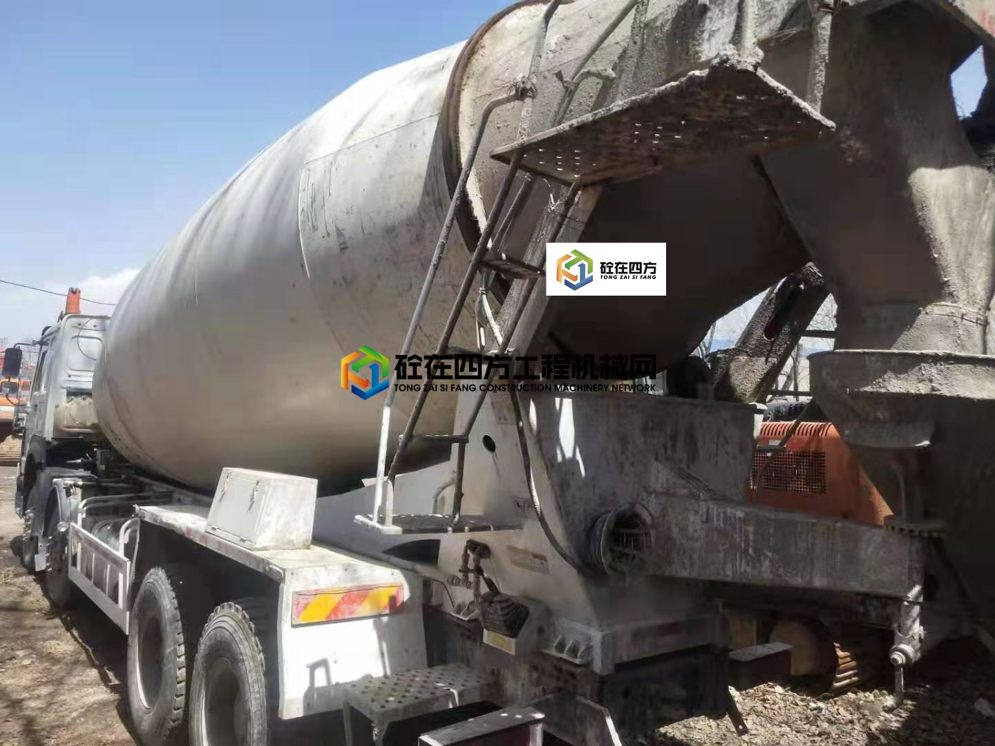 https://images.tongzsf.com/tong/truck_machine/20210417/1607a3fe60a90b.jpg