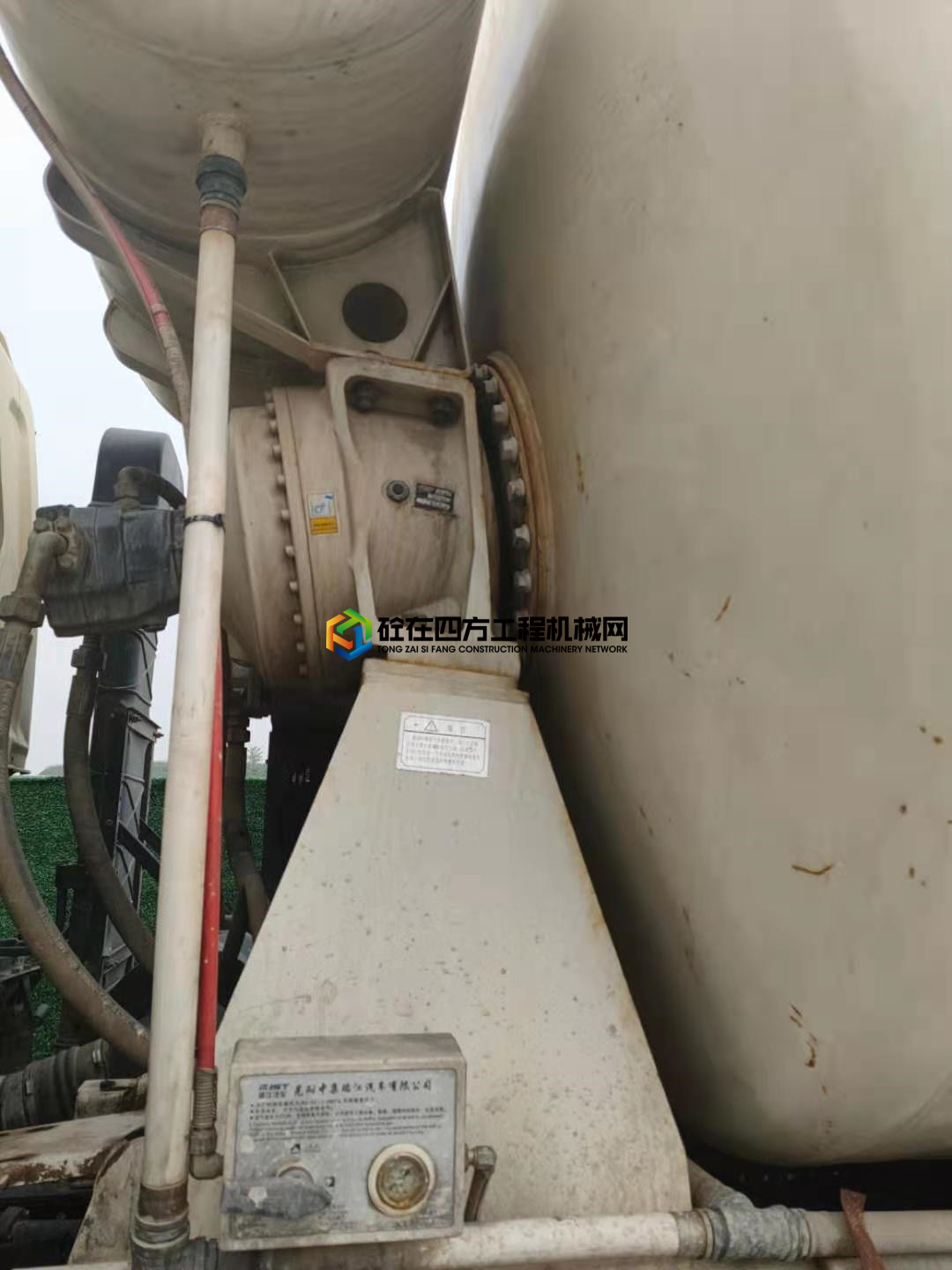 https://images.tongzsf.com/tong/truck_machine/20210417/1607a468ec1eee.jpg