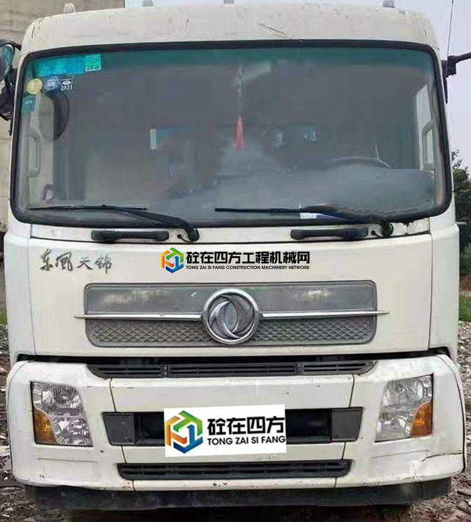 https://images.tongzsf.com/tong/truck_machine/20210417/1607a902da0602.jpg